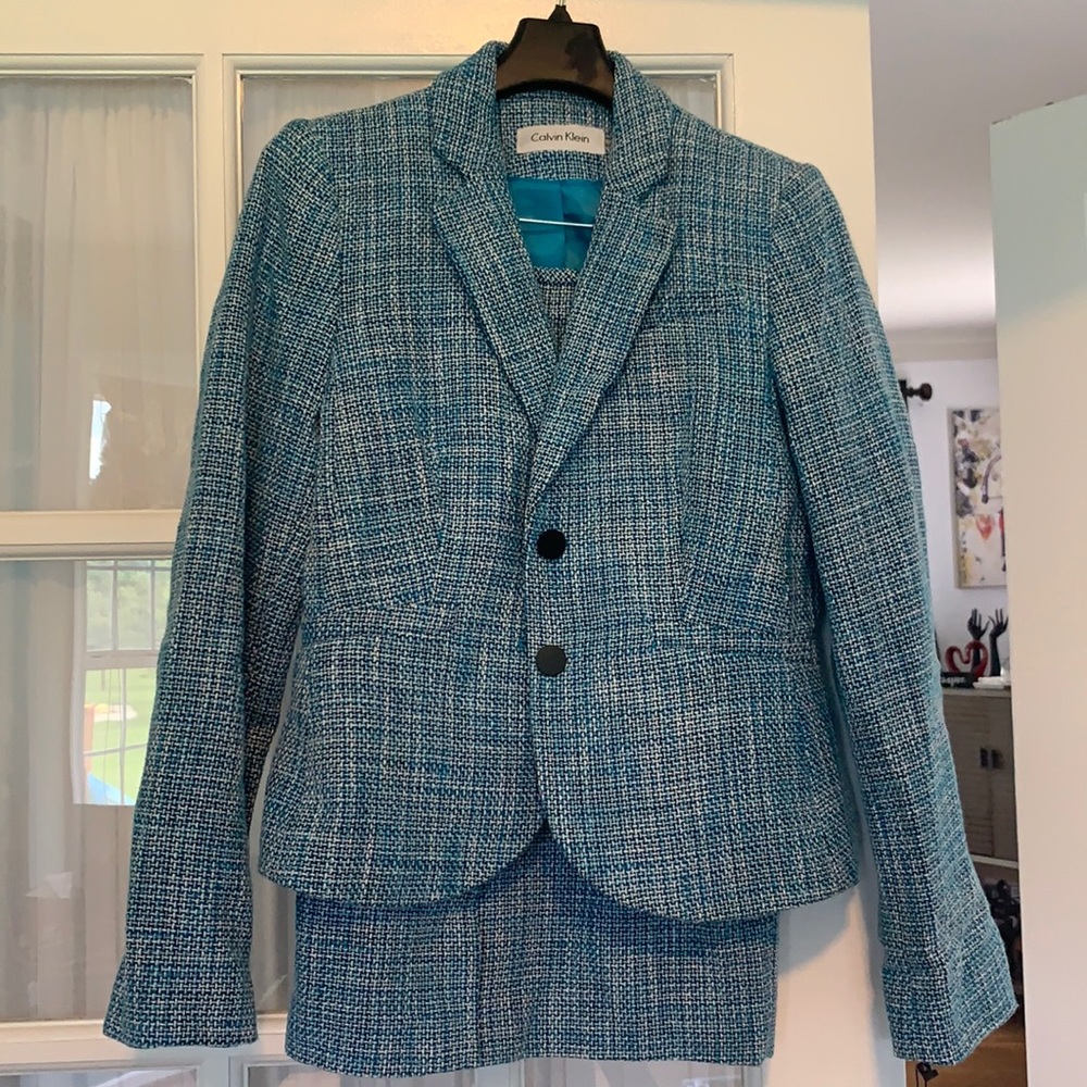 NWT Calvin Klein skirt suit 6P